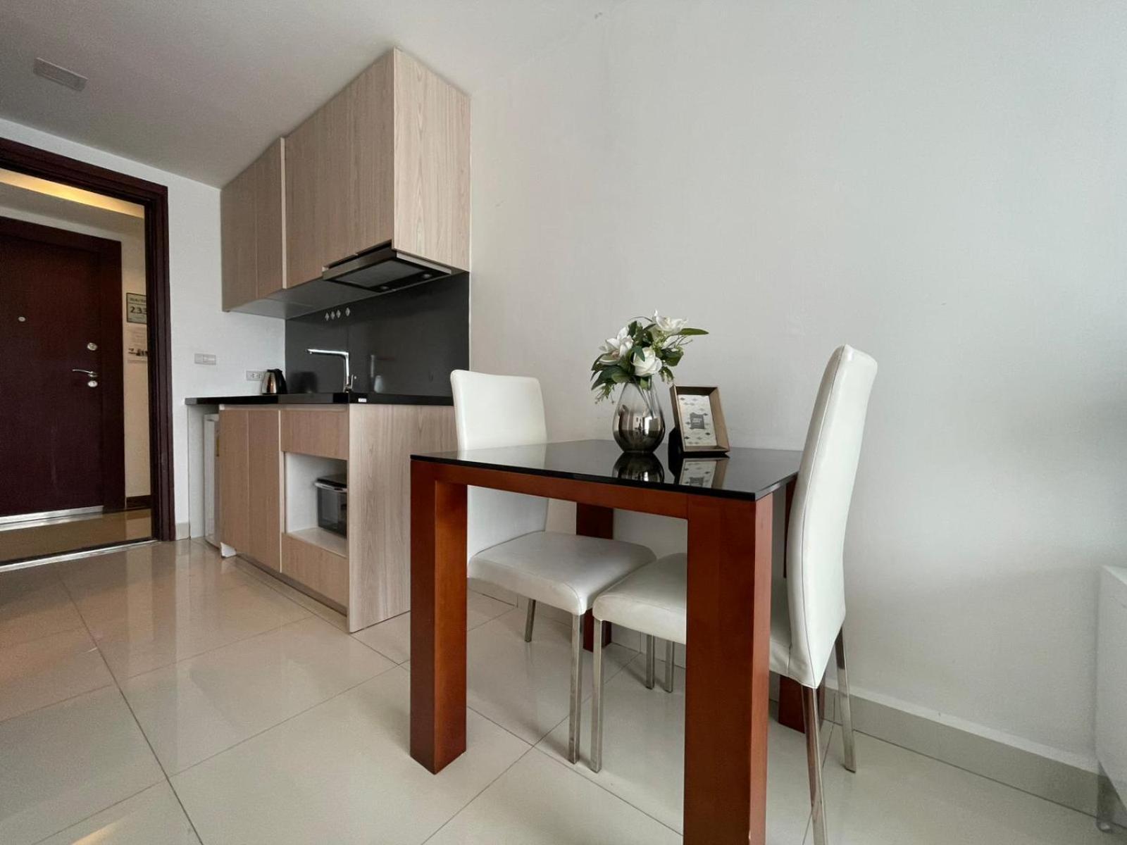 Maldives Resort By Psr Bãi biển Jomtien Phòng bức ảnh